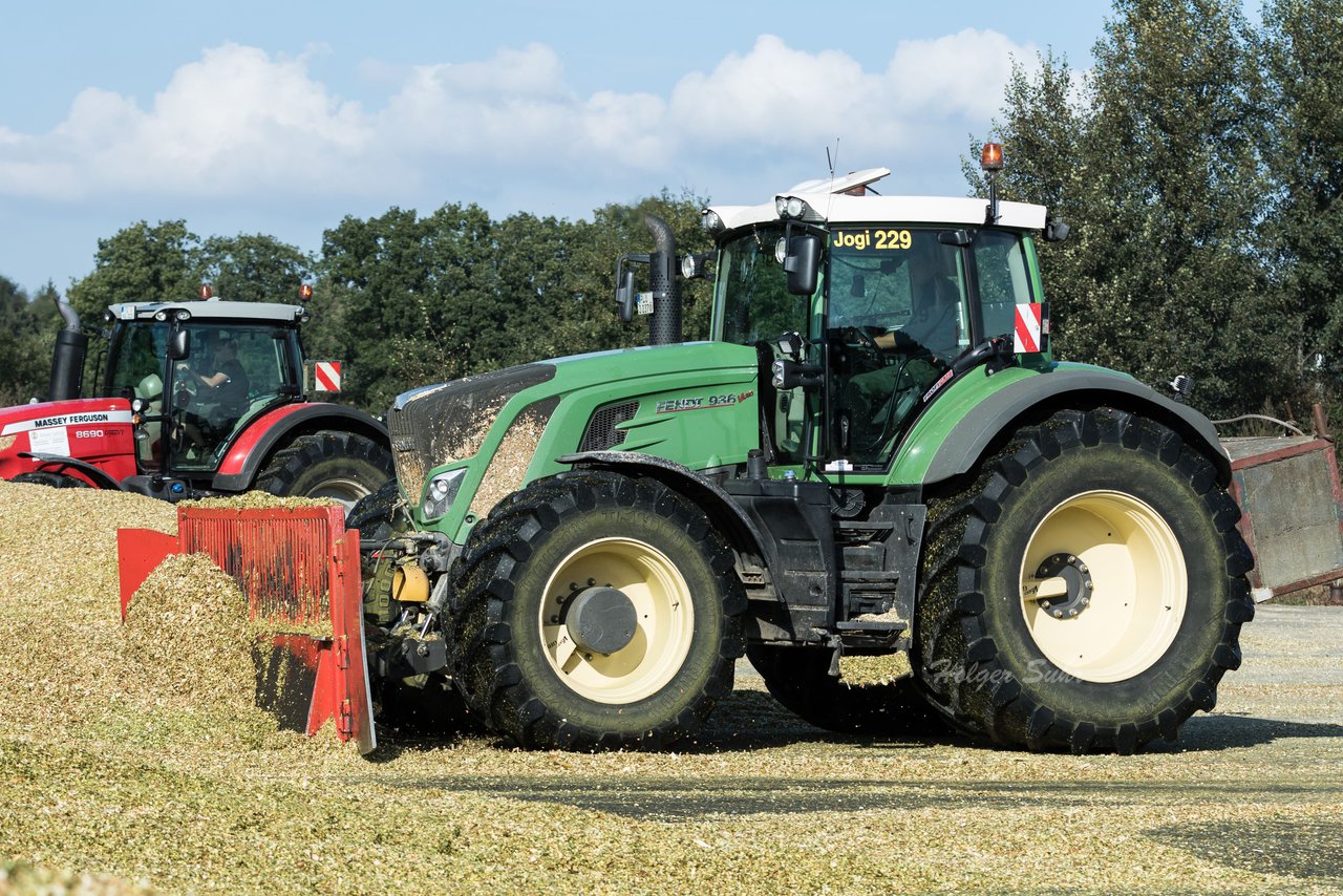 Bild 110 - Maisernte